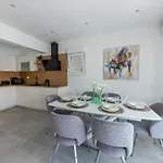 Sisters - Free Parking Διαμέρισμα *