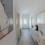 Sisters - Free Parking Διαμέρισμα *