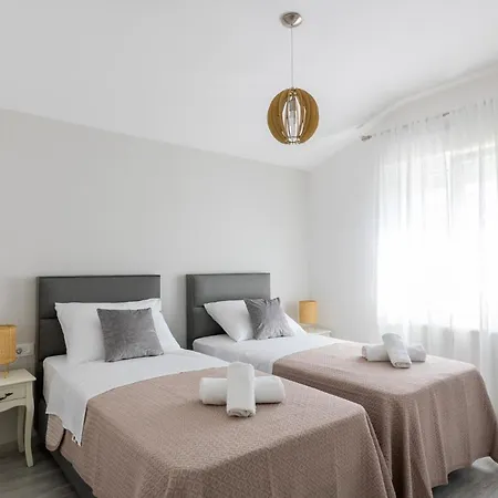 Sisters - Free Parking Appartement