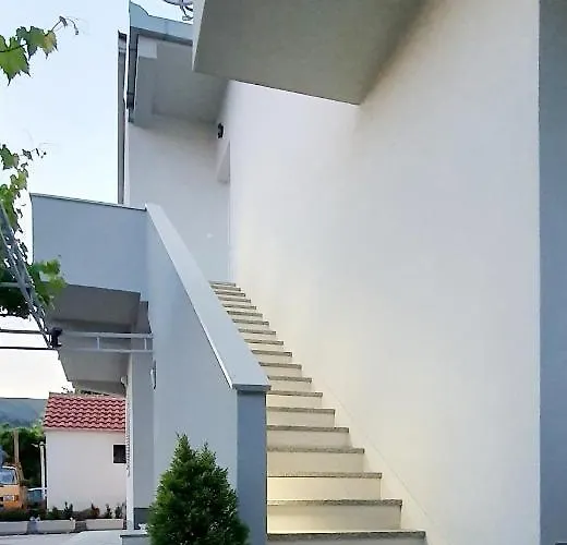 Appartement Sisters - Free Parking Trogir