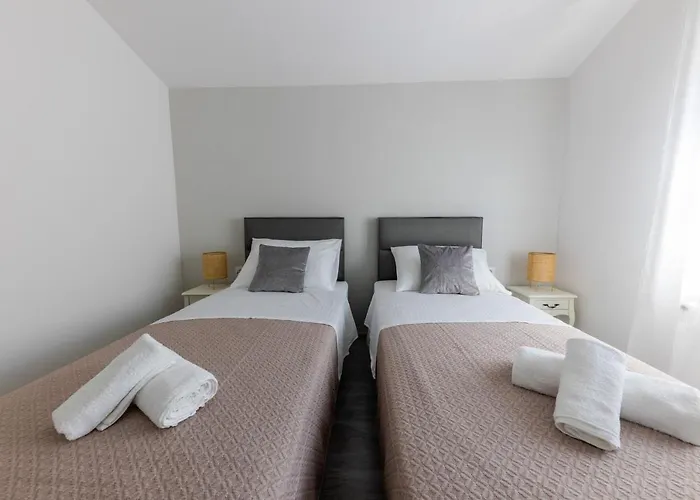 Sisters - Free Parking Appartement