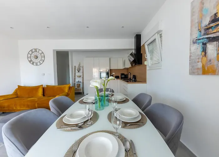 Sisters - Free Parking Appartement